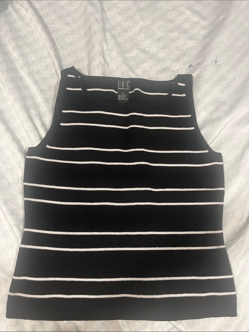 Black & White Striped Crop Tank Top - Women's